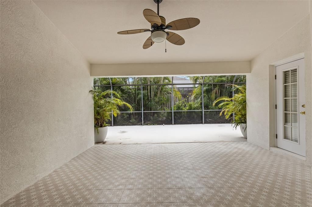 For Sale: $550,000 (4 beds, 3 baths, 2668 Square Feet)