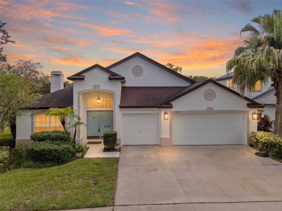 For Sale: $550,000 (4 beds, 3 baths, 2668 Square Feet)
