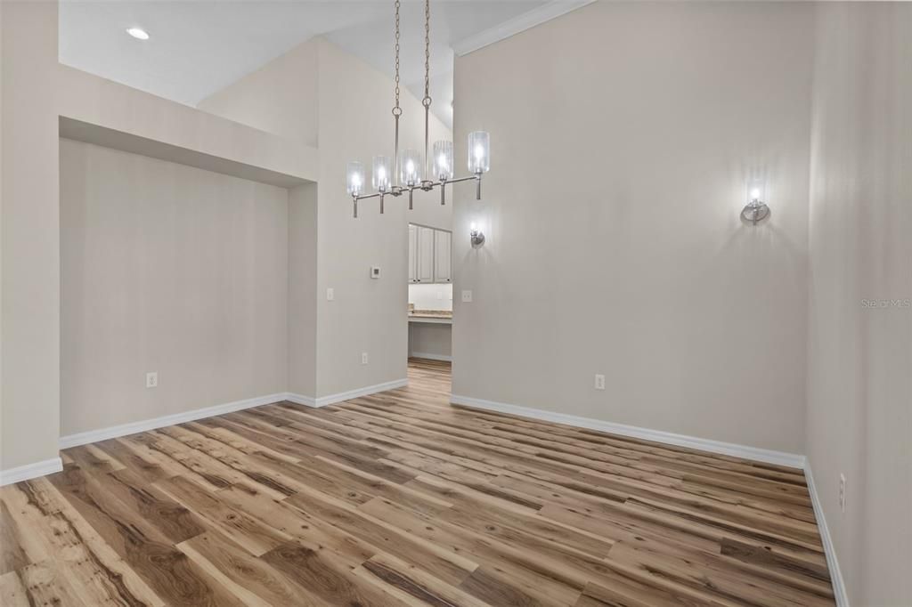 For Sale: $550,000 (4 beds, 3 baths, 2668 Square Feet)