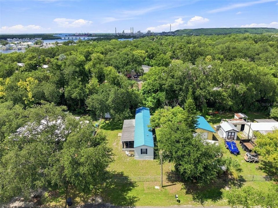 For Sale: $239,000 (3 beds, 2 baths, 1064 Square Feet)
