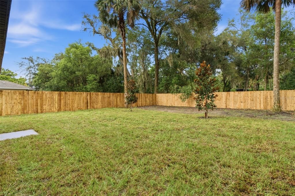For Sale: $285,000 (3 beds, 2 baths, 1308 Square Feet)