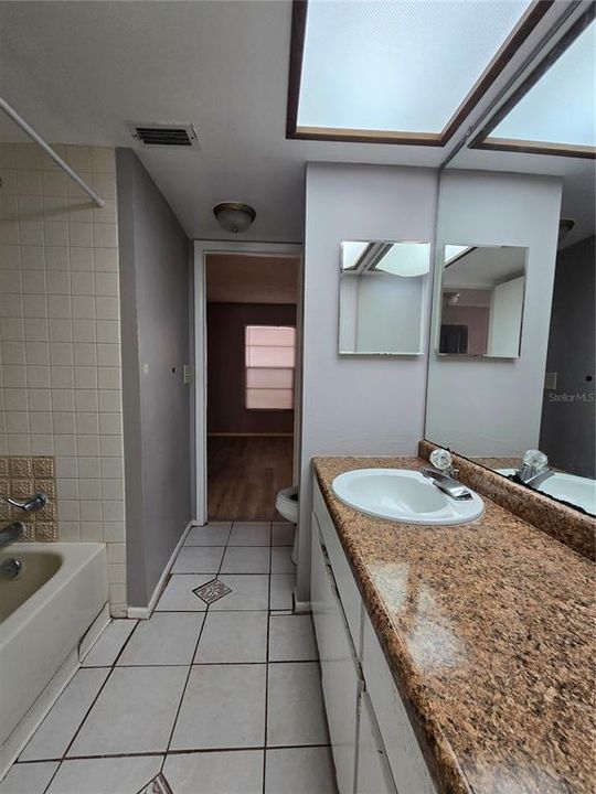 For Rent: $1,500 (2 beds, 2 baths, 1217 Square Feet)