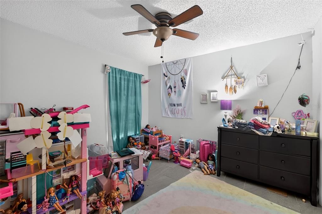 For Sale: $265,000 (3 beds, 2 baths, 1683 Square Feet)