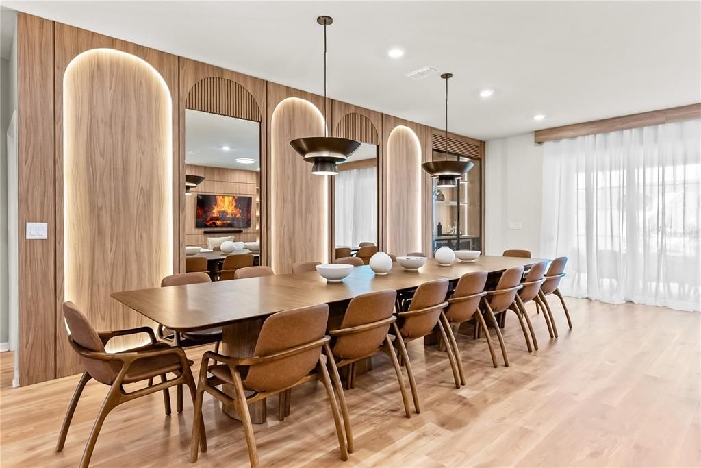 For Sale: $1,500,000 (10 beds, 8 baths, 4376 Square Feet)
