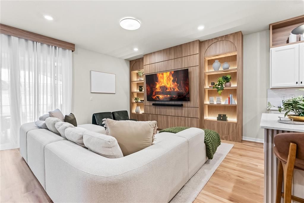 For Sale: $1,500,000 (10 beds, 8 baths, 4376 Square Feet)