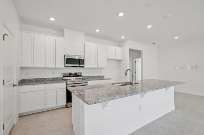 For Sale: $379,900 (3 beds, 2 baths, 2066 Square Feet)
