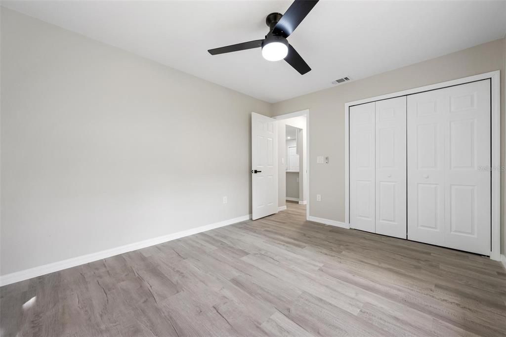 For Sale: $479,900 (3 beds, 2 baths, 1716 Square Feet)