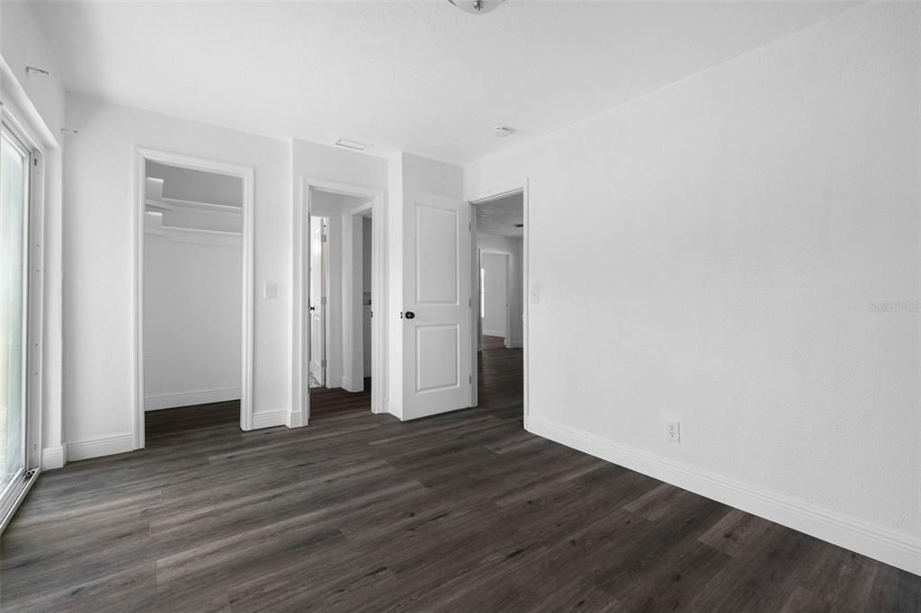 На продажу: $319,900 (3 спален, 2 ванн, 1152 Квадратных фут)