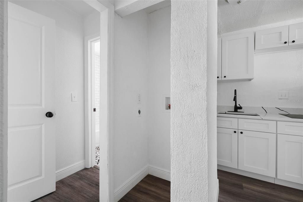 На продажу: $319,900 (3 спален, 2 ванн, 1152 Квадратных фут)