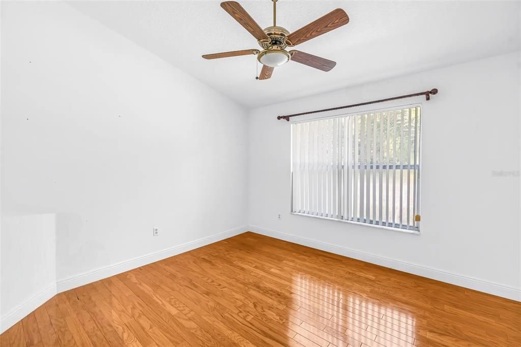 For Sale: $750,000 (5 beds, 4 baths, 3616 Square Feet)