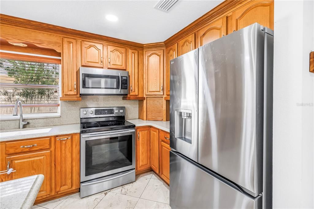 For Sale: $750,000 (5 beds, 4 baths, 3616 Square Feet)