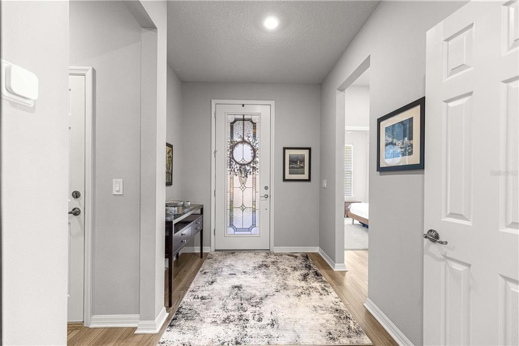 For Sale: $444,800 (2 beds, 2 baths, 1904 Square Feet)
