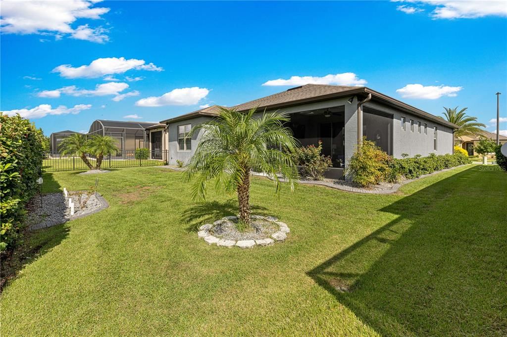 For Sale: $444,800 (2 beds, 2 baths, 1904 Square Feet)