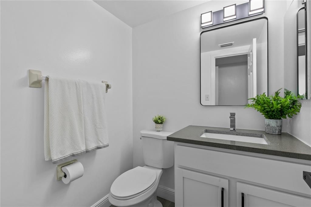 На продажу: $365,900 (3 спален, 2 ванн, 1572 Квадратных фут)