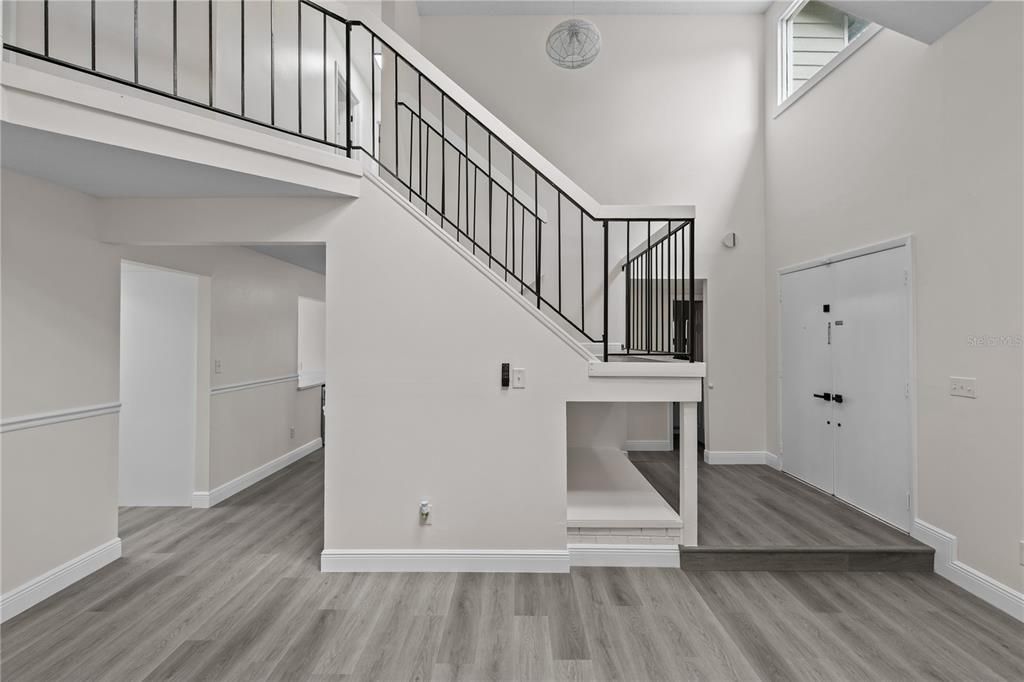 На продажу: $365,900 (3 спален, 2 ванн, 1572 Квадратных фут)