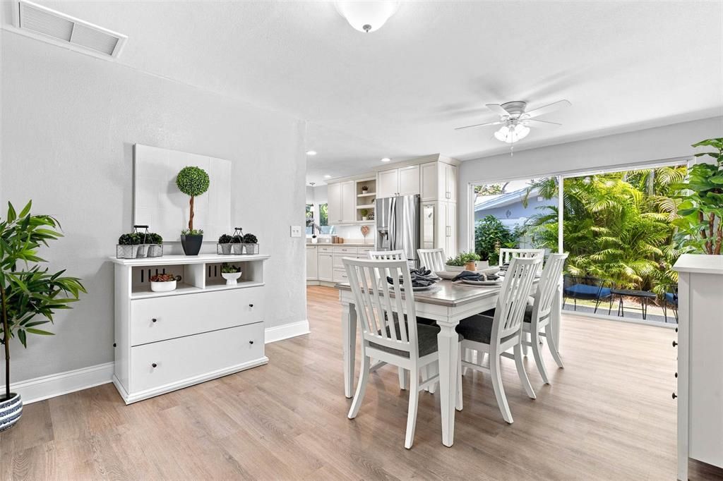 En Venta: $625,000 (3 camas, 2 baños, 1608 Pies cuadrados)