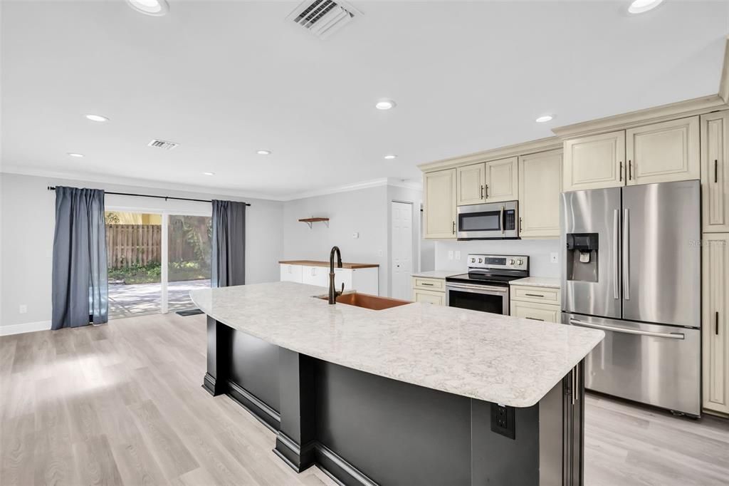 En Venta: $525,000 (3 camas, 2 baños, 1781 Pies cuadrados)