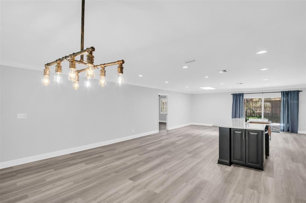En Venta: $525,000 (3 camas, 2 baños, 1781 Pies cuadrados)