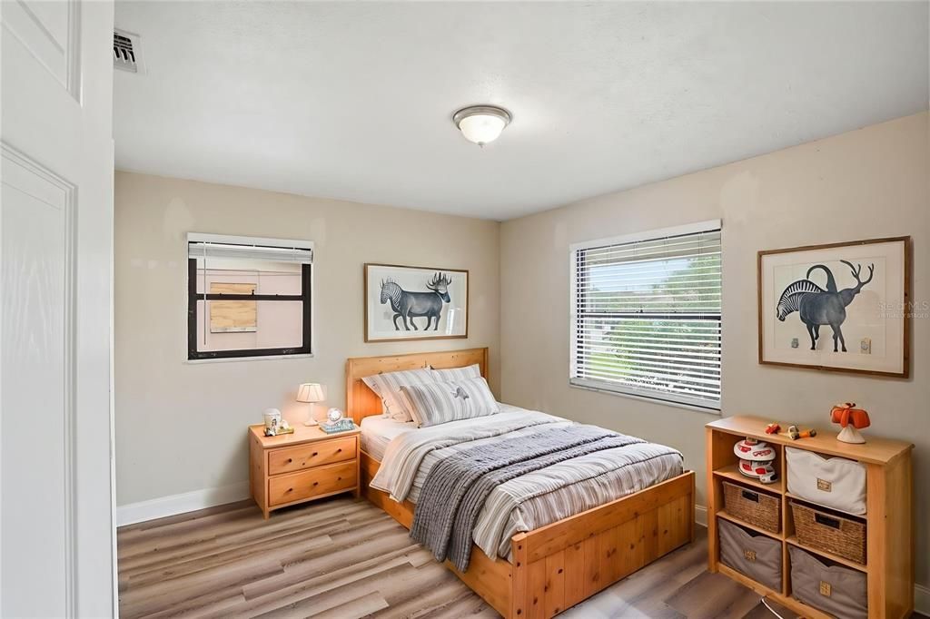 For Sale: $319,410 (4 beds, 2 baths, 1697 Square Feet)