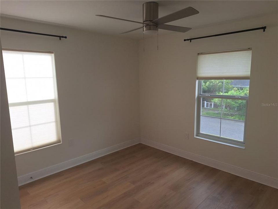 En Renta: $4,500 (4 camas, 3 baños, 2272 Pies cuadrados)