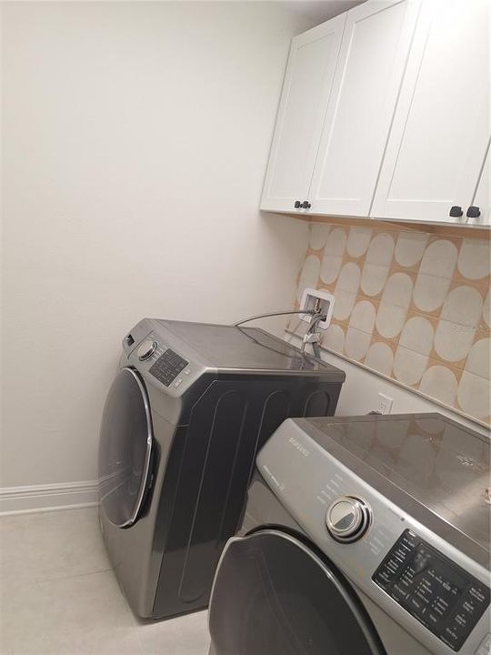 En Renta: $4,500 (4 camas, 3 baños, 2272 Pies cuadrados)