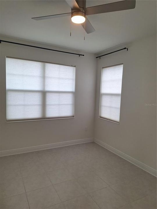 En Renta: $4,500 (4 camas, 3 baños, 2272 Pies cuadrados)