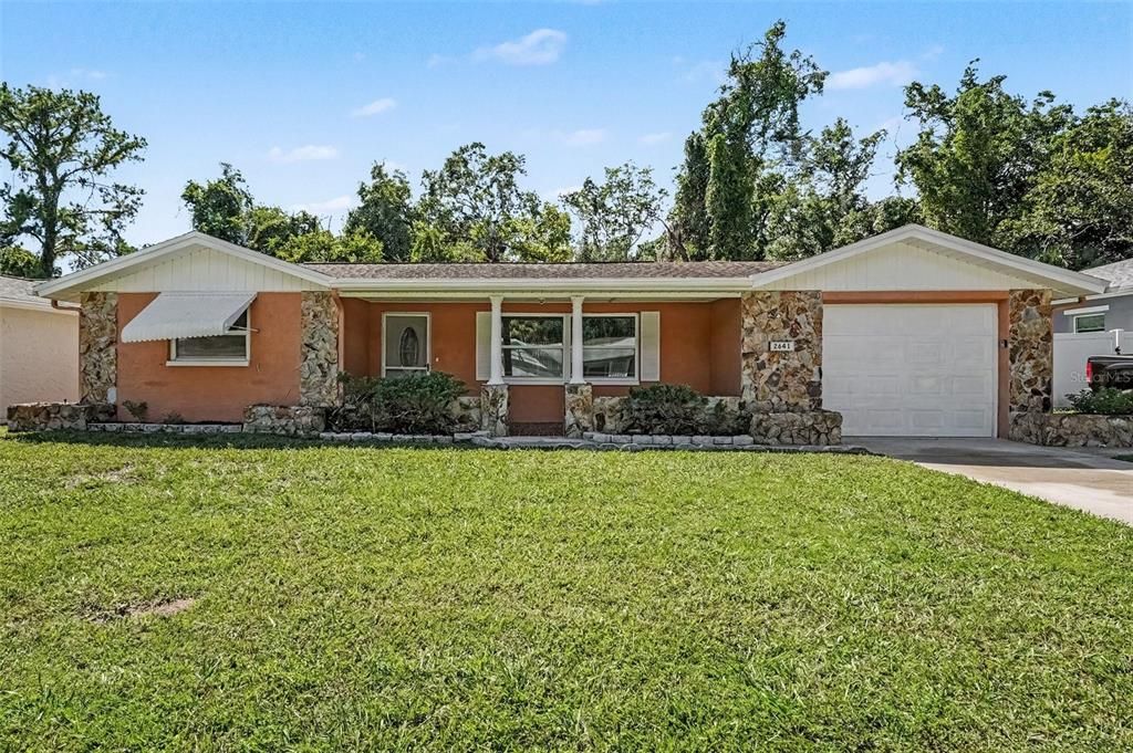 For Sale: $284,900 (3 beds, 2 baths, 1354 Square Feet)