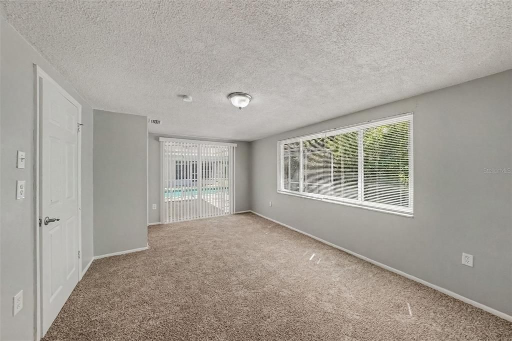 For Sale: $284,900 (3 beds, 2 baths, 1354 Square Feet)