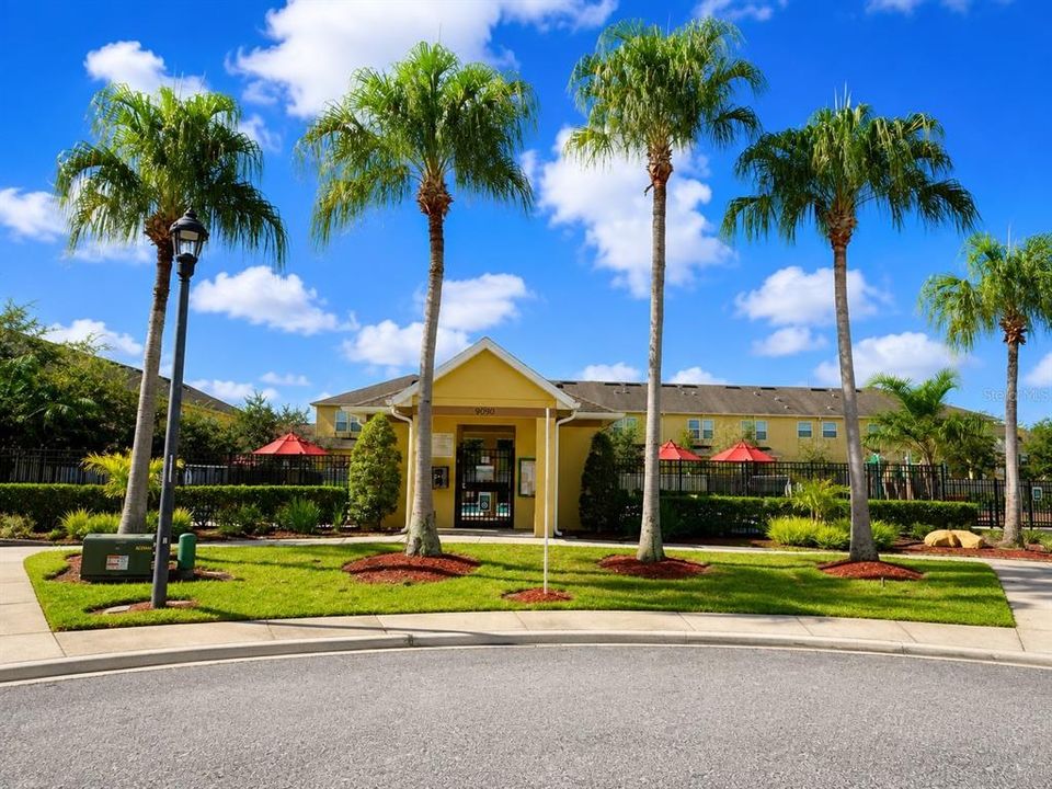 For Sale: $350,000 (3 beds, 2 baths, 1741 Square Feet)