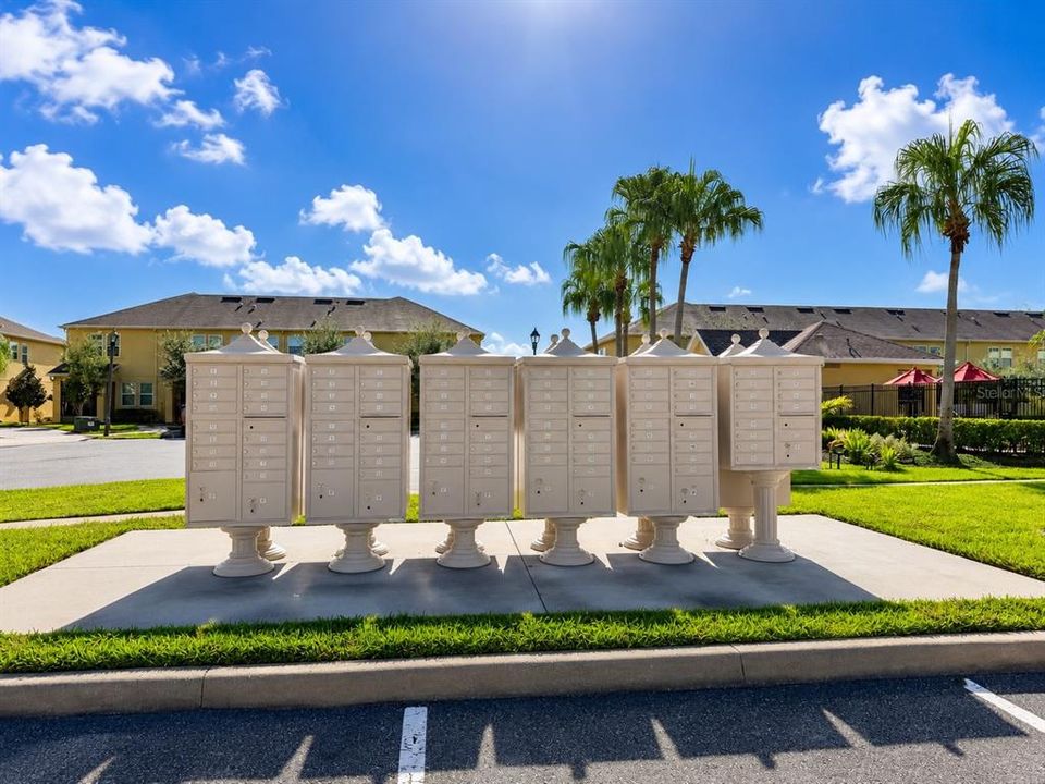 For Sale: $350,000 (3 beds, 2 baths, 1741 Square Feet)