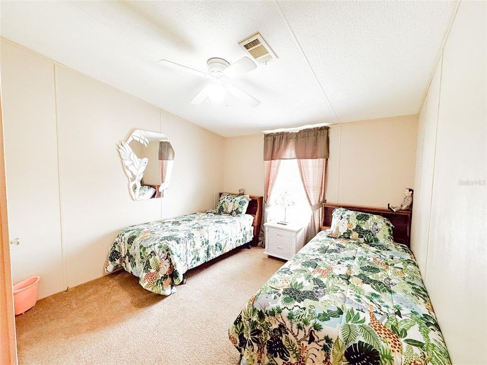 For Rent: $2,250 (3 beds, 2 baths, 1620 Square Feet)