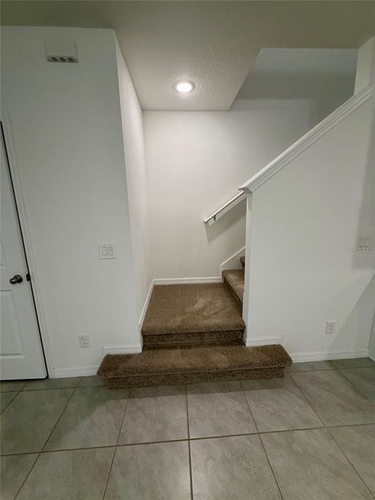 For Rent: $1,995 (2 beds, 2 baths, 1296 Square Feet)