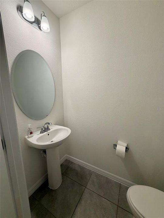 For Rent: $1,995 (2 beds, 2 baths, 1296 Square Feet)