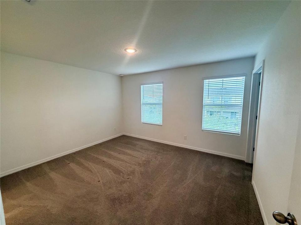 For Rent: $1,995 (2 beds, 2 baths, 1296 Square Feet)
