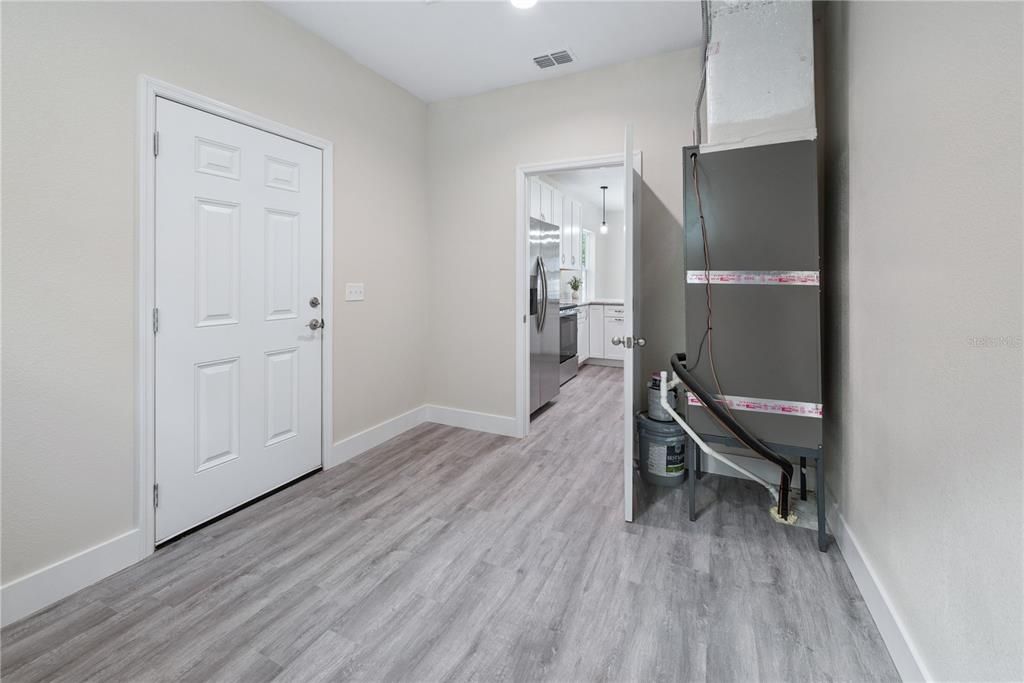 For Sale: $274,900 (3 beds, 2 baths, 1540 Square Feet)