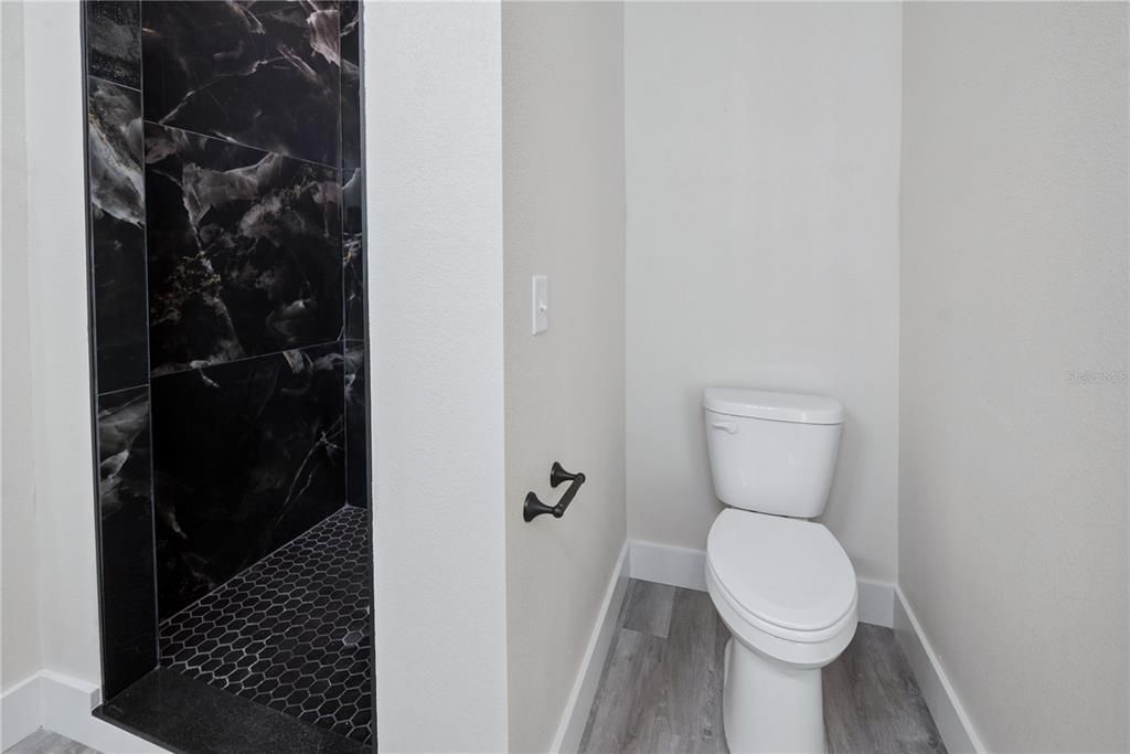 For Sale: $274,900 (3 beds, 2 baths, 1540 Square Feet)