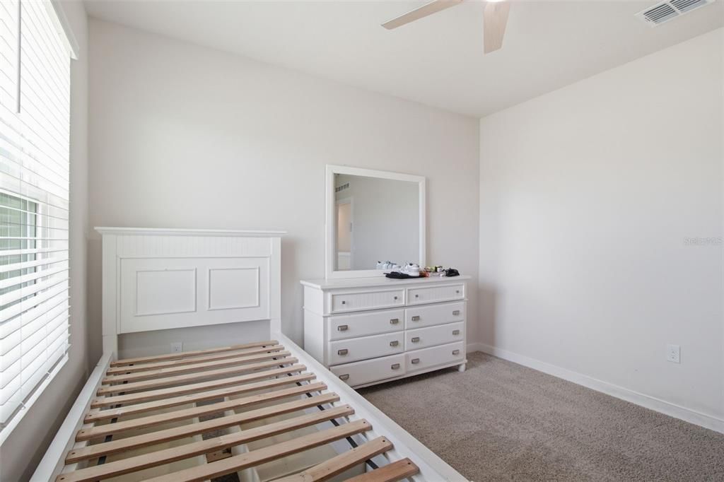 For Rent: $4,200 (5 beds, 3 baths, 2605 Square Feet)
