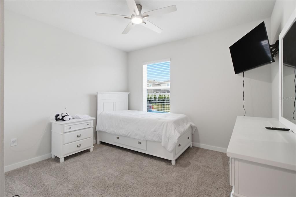 For Rent: $4,200 (5 beds, 3 baths, 2605 Square Feet)