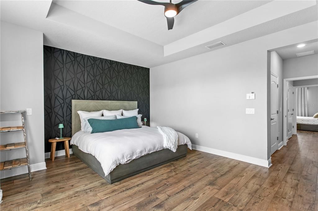 For Sale: $775,000 (3 beds, 3 baths, 1941 Square Feet)