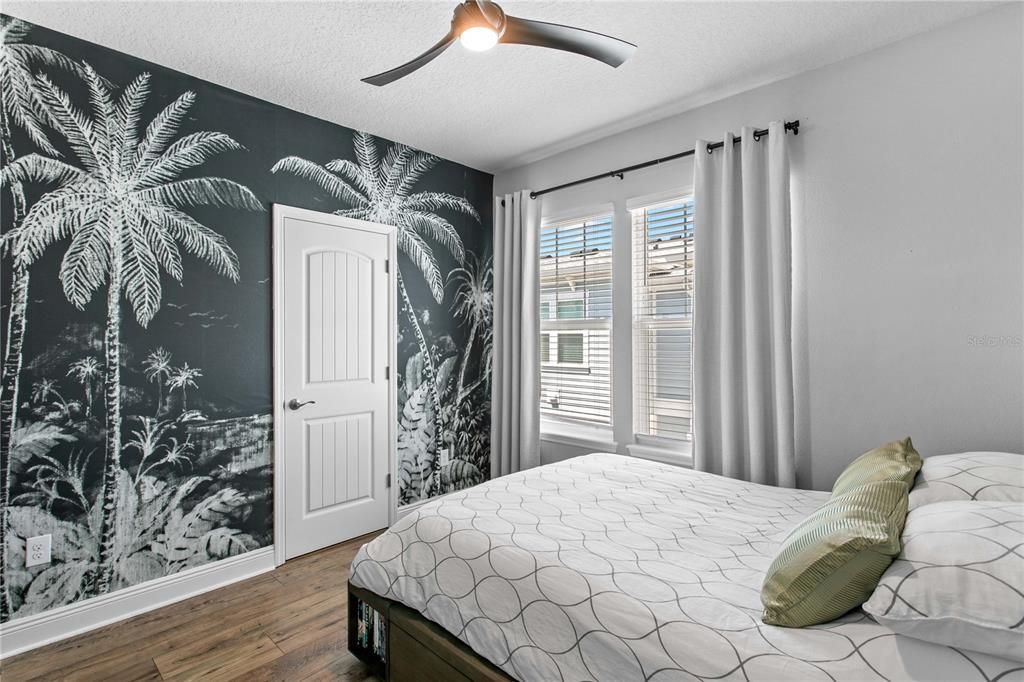 For Sale: $775,000 (3 beds, 3 baths, 1941 Square Feet)