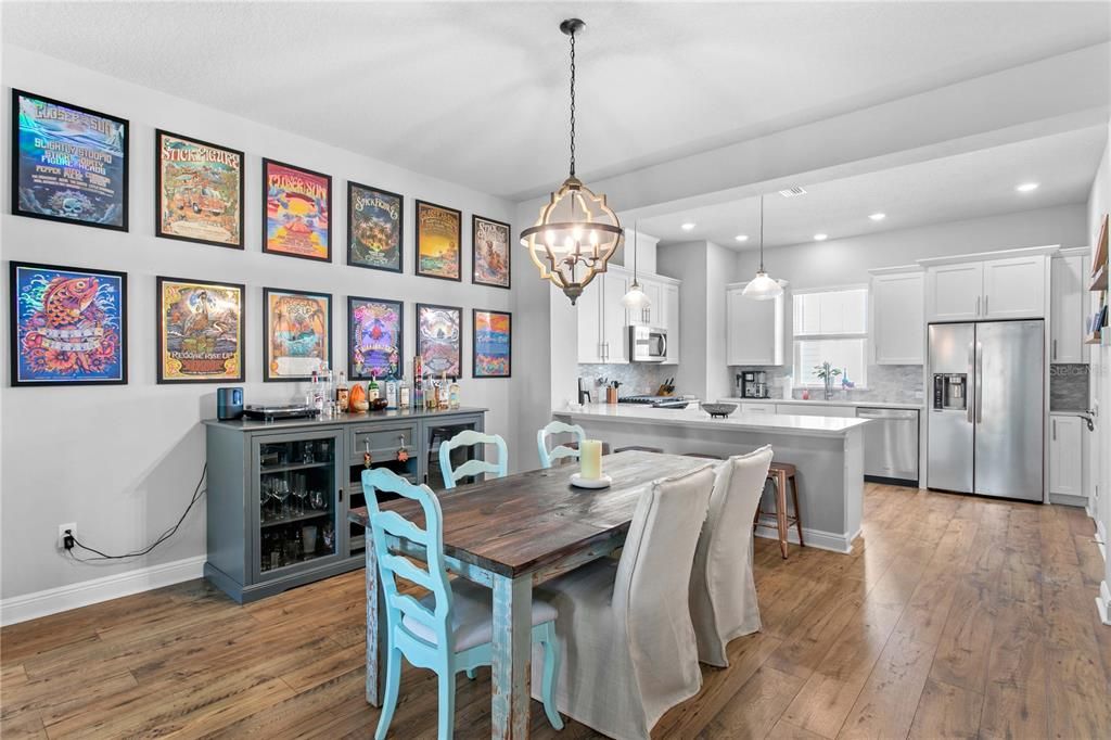 For Sale: $775,000 (3 beds, 3 baths, 1941 Square Feet)
