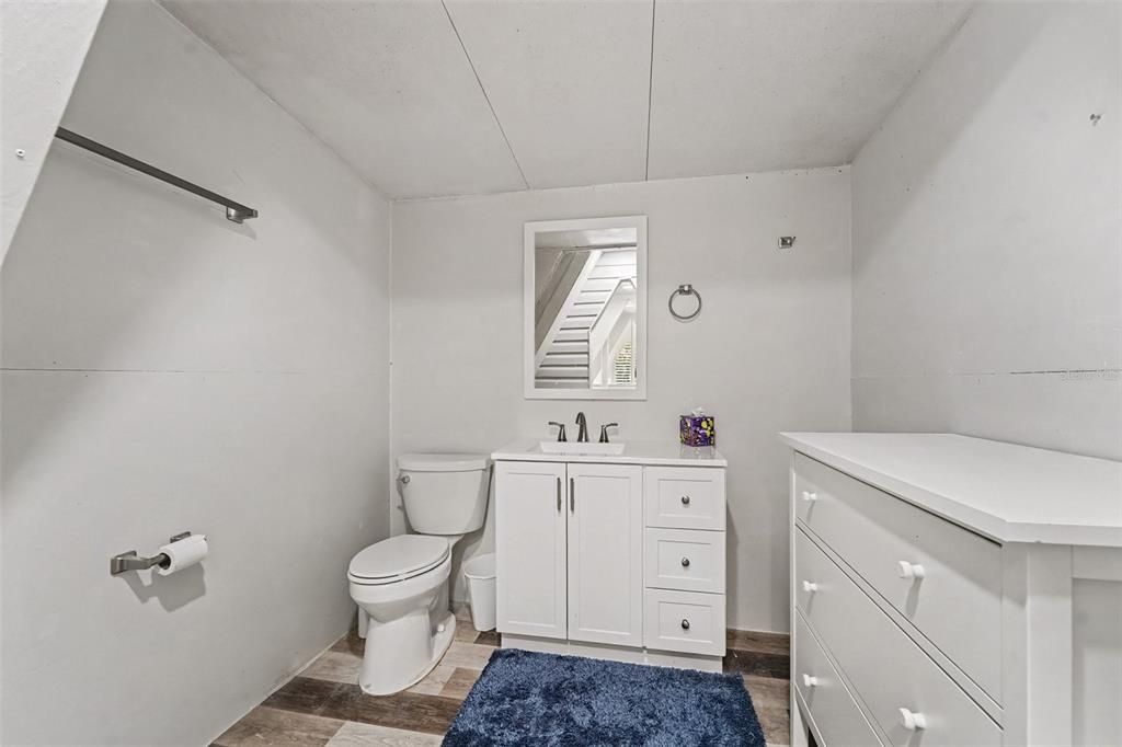 En Venta: $345,000 (1 camas, 1 baños, 1045 Pies cuadrados)