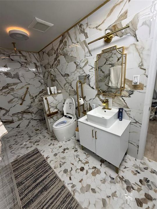 В аренду: $5,000 (3 спален, 3 ванн, 1363 Квадратных фут)