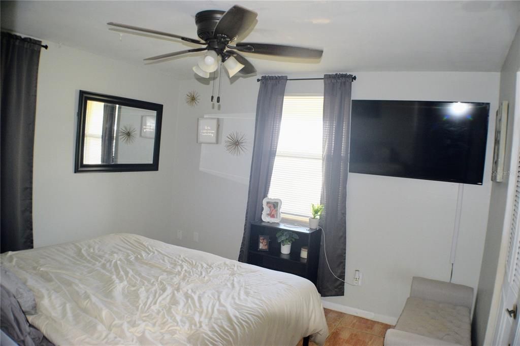 For Sale: $254,000 (2 beds, 2 baths, 1461 Square Feet)