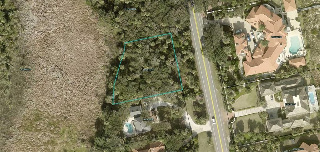 For Sale: $950,000 (0.52 acres)