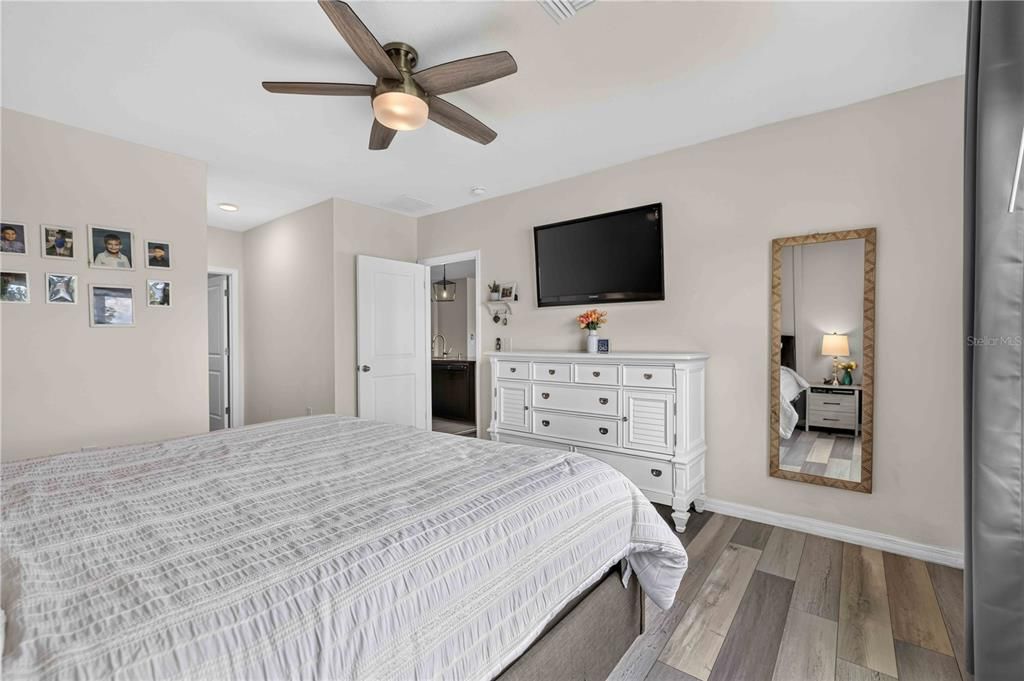 En Venta: $364,900 (3 camas, 2 baños, 1690 Pies cuadrados)