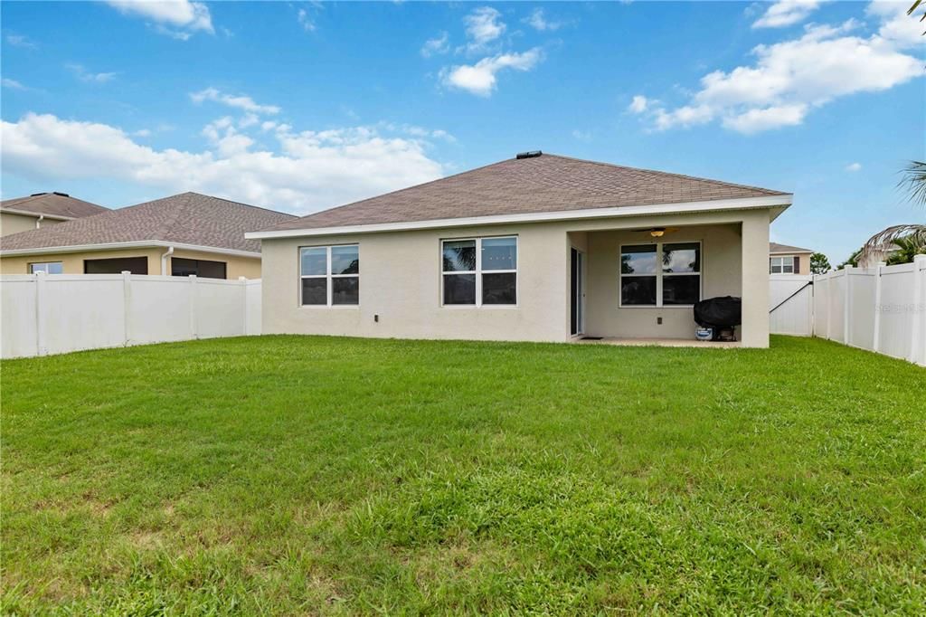 En Venta: $364,900 (3 camas, 2 baños, 1690 Pies cuadrados)