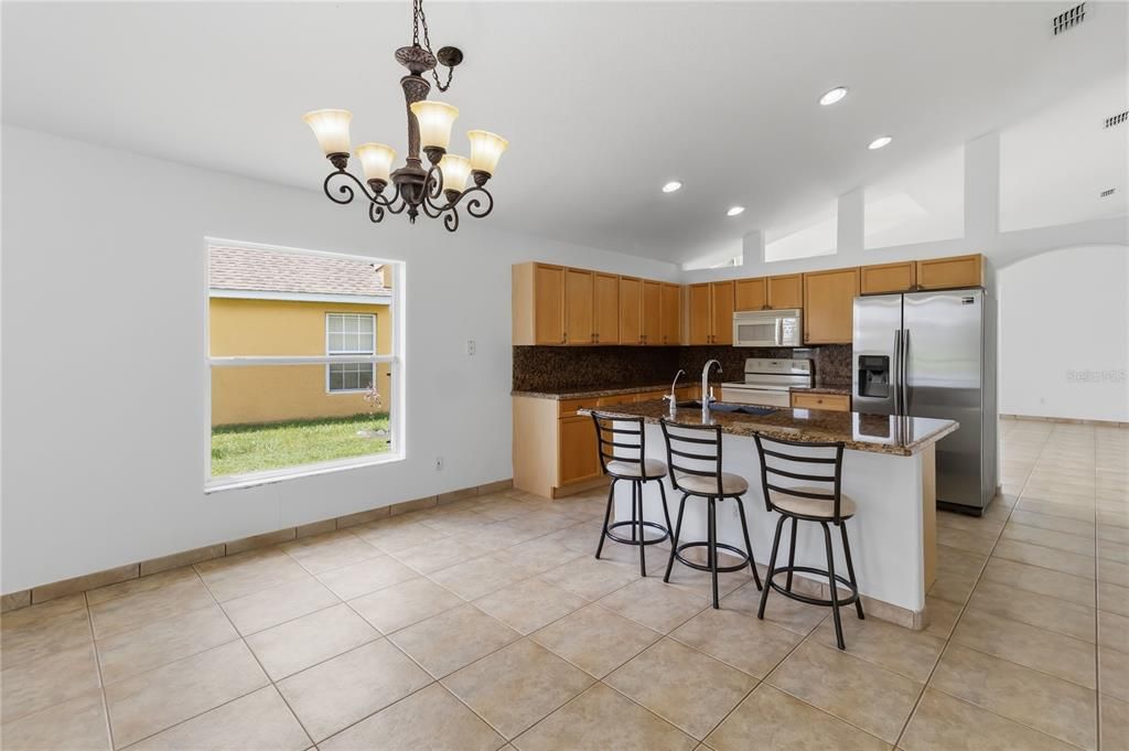 For Sale: $349,900 (4 beds, 2 baths, 1842 Square Feet)