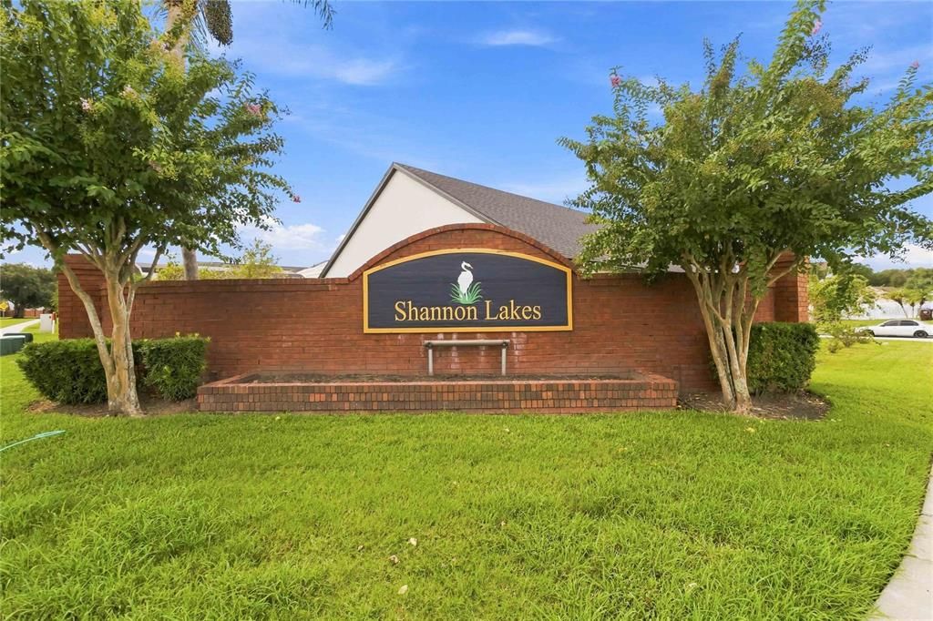For Sale: $349,900 (4 beds, 2 baths, 1842 Square Feet)