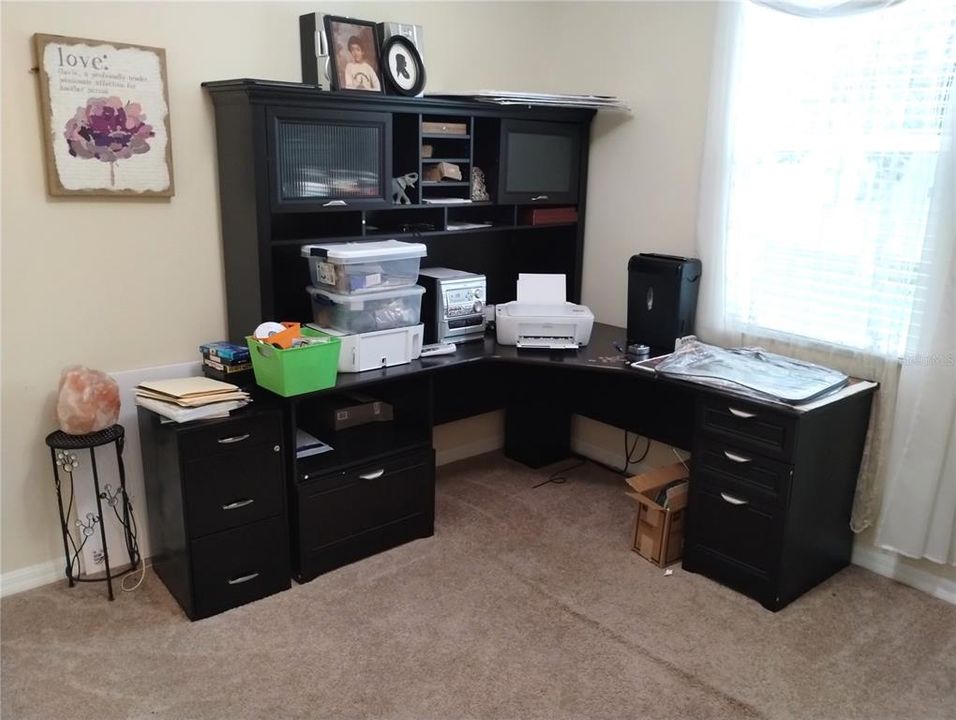 For Sale: $389,900 (4 beds, 3 baths, 2293 Square Feet)